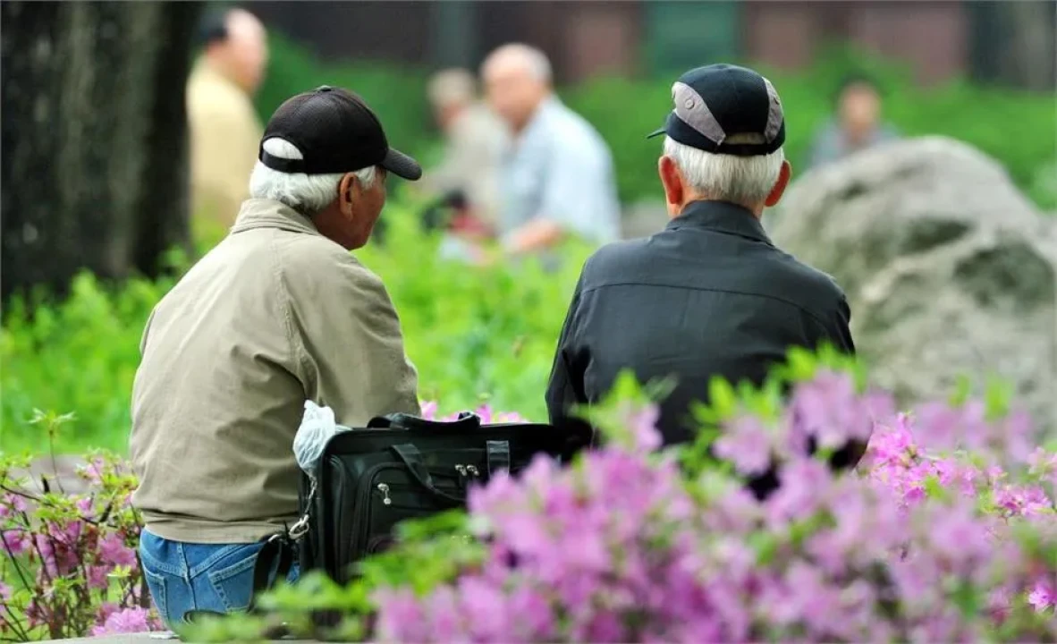 شوک خبری برای بازنشستگان | علت کسر از حقوق بازنشستگان مشخص شد